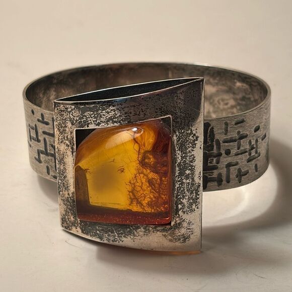 Sterling Silver and Baltic Amber Square Cuff Bracelet with Hinge Clasp - Picture 1 of 7